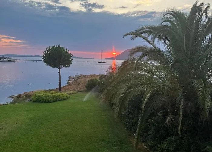 Les Oliviers 6 - Pieds Dans L'eau بورتو فيكشْيو